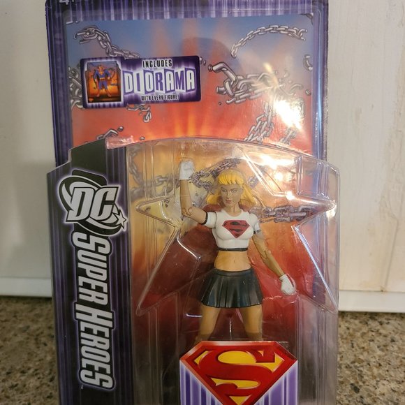 DC Super Heroes -S3 Select Sculpt Series -Superman, Supergirl, & Bizarro Set - Picture 4 of 9